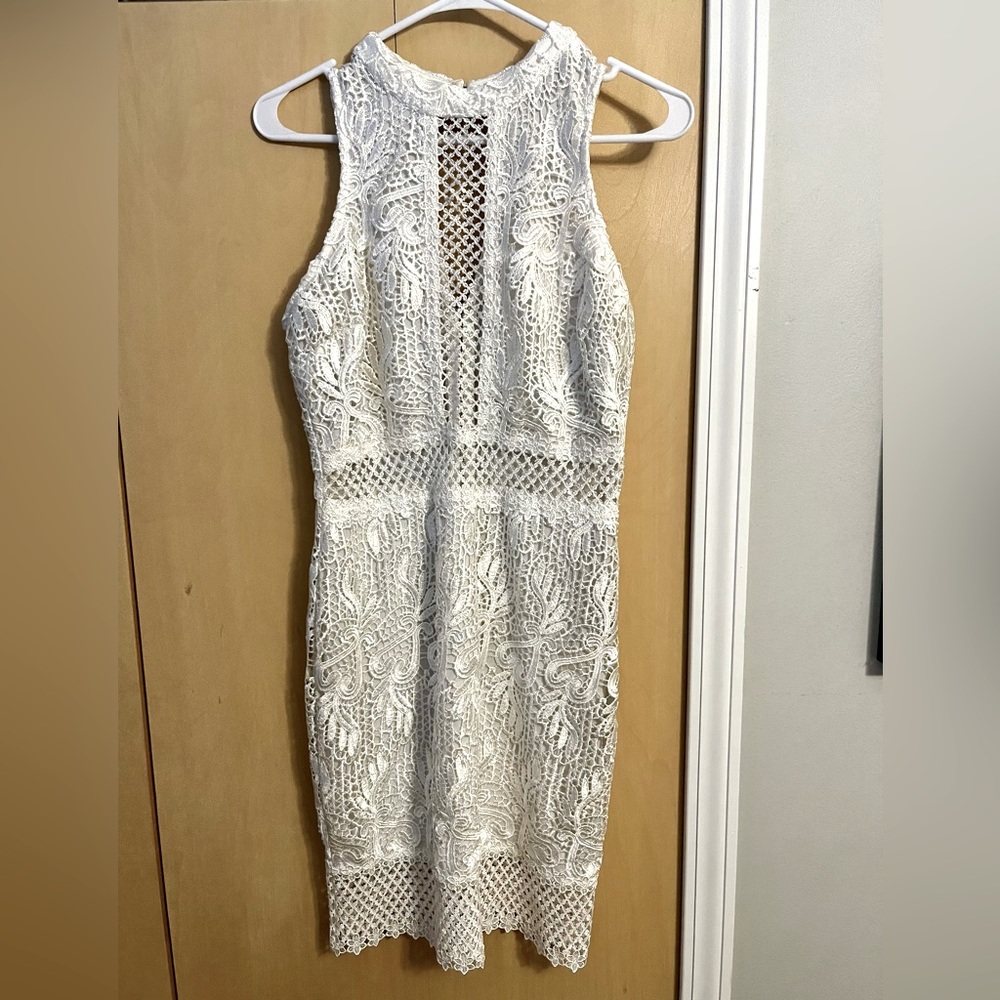 White lace short dress